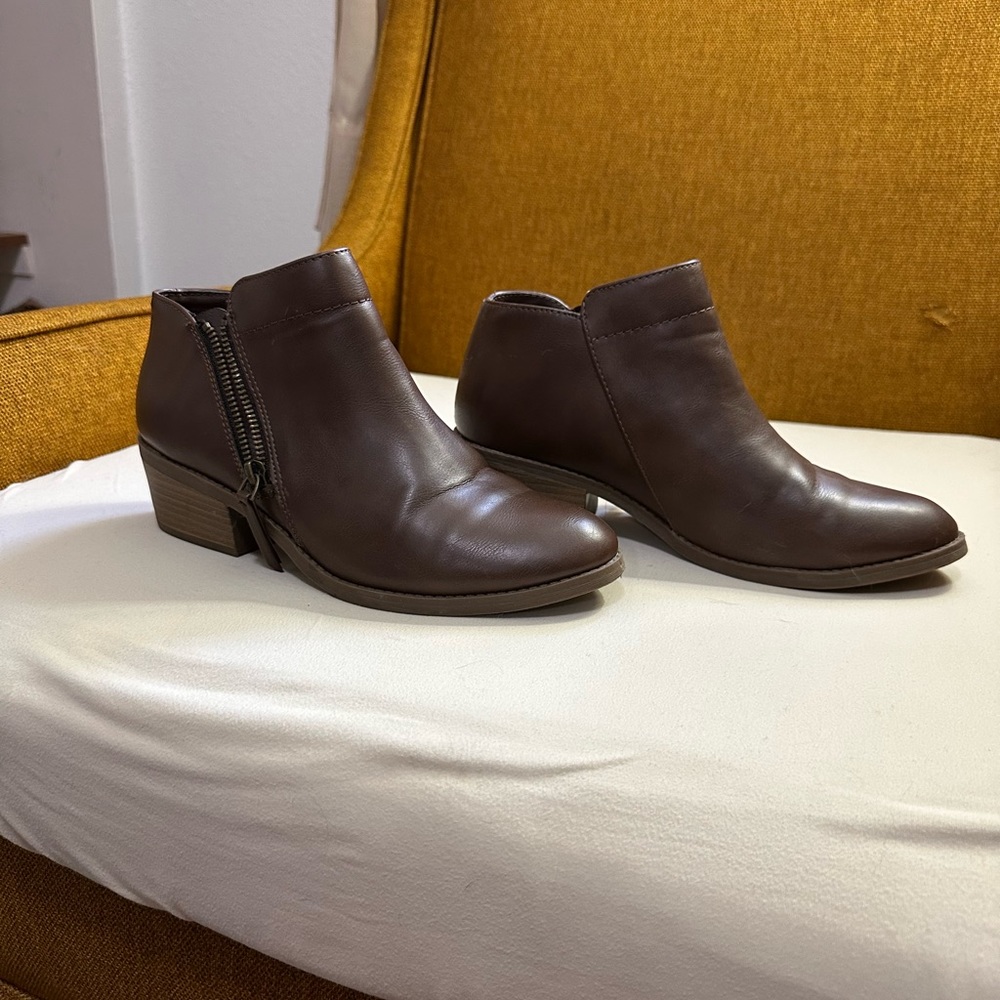 Ankle boots